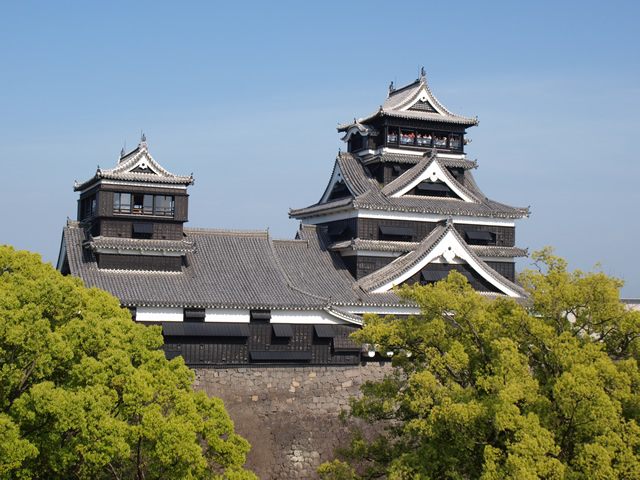 宇土櫓より天守閣 宇土櫓より天守閣