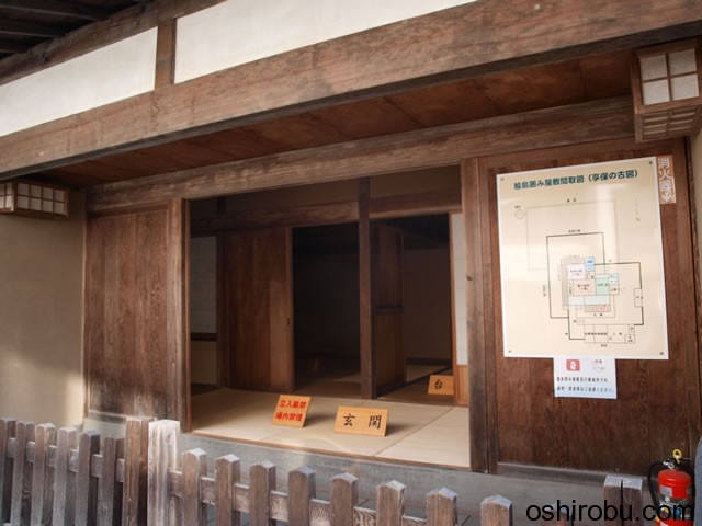 玄関 玄関