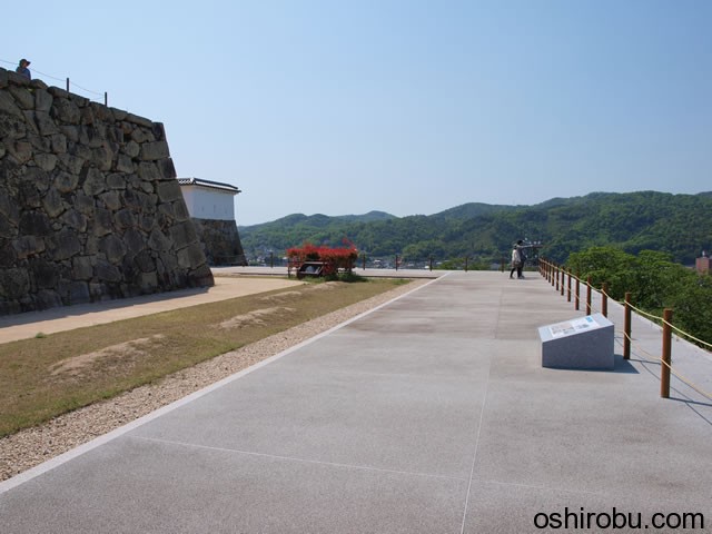 天守台の西側 天守台の西側