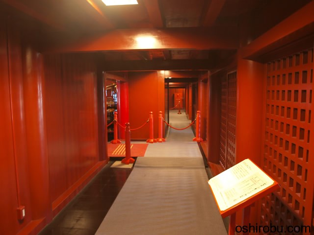 南東隅の部屋