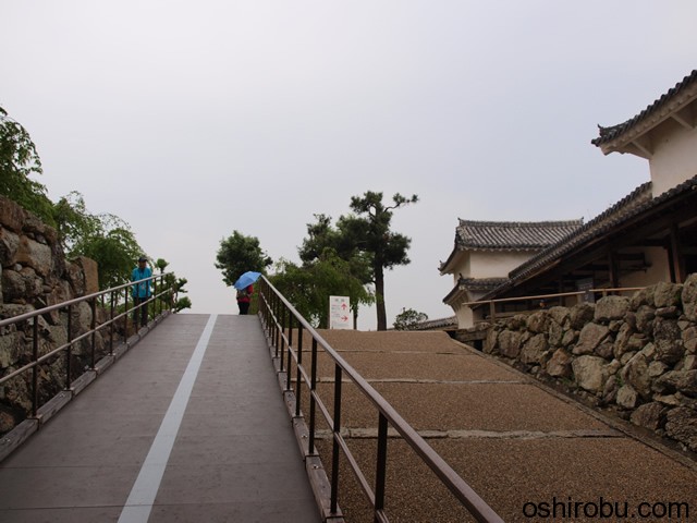 ぬの門を抜けて ぬの門を抜けて