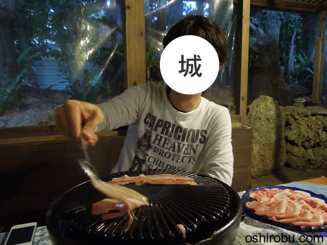 アグー豚を陶板焼き