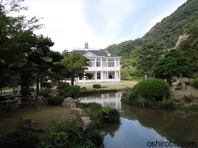仁風閣背面
