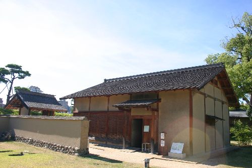 湯築城