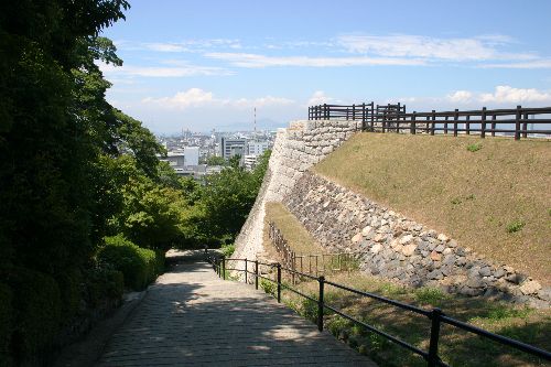 丸亀城
